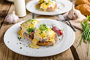 Eggs Benedict