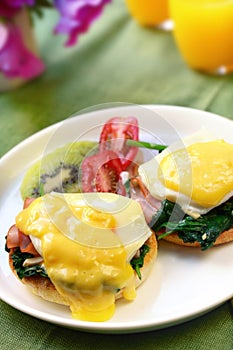 Eggs Benedict