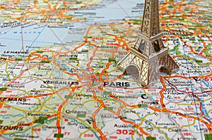 Eiffel tower on france map