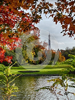 Eiffeltower from Bois de Boulogne