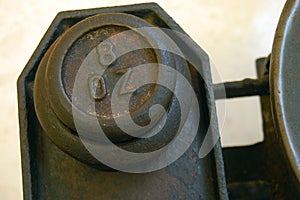 Eight ounce weight 8oz