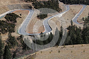 Eighteen bends on the Tianlu road