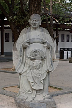 Eighteen venerable stone carving-Large statue