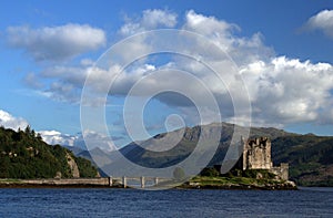 Eilean-Donan Castle