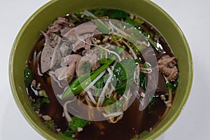 Ekaehla Duck Soup put on the table and look delicious.