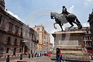 El Caballito in Mexico City
