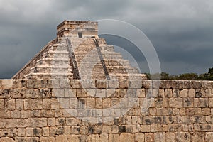 El Castillo of Chichen Itza, mayan pyramid in Yucatan, Mexico