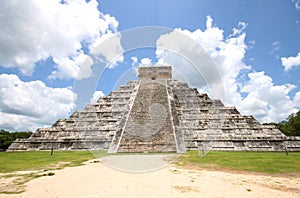 El Castillo - Chichen Itza - Mexico photo