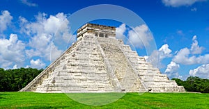 El Castillo The Kukulkan Temple of Chichen Itza, mayan pyramid in Yucatan, Mexico No People