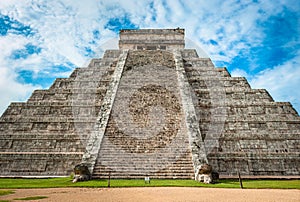 El Castillo or Temple of Kukulkan pyramid, Chichen Itza, Yucatan, Mexico