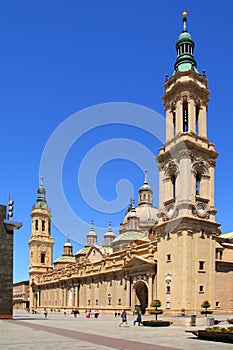 El Pilar Cathedral in Zaragoza city Spain outdoor photo