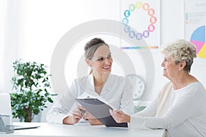 Elder woman during dietician consultation