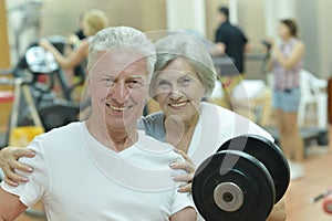 Elderly couple in a gym