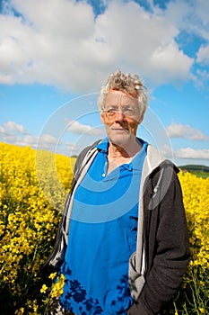 Elderly man in coleseed