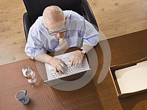 Elderly man on Laptop