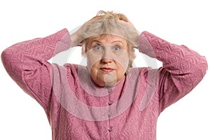 The elderly woman keeps for a head photo