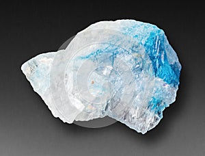 Electric blue Euclase crystal - Very sharp and detailed photo of this beautiful crystal from Zimbabwe