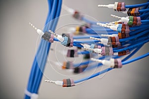 Electric cable connectors