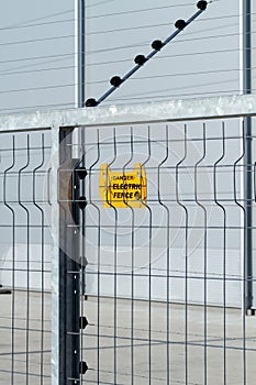 Electric fence