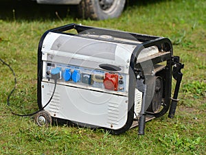 Electric generator