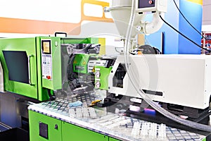 Electric injection molding machine