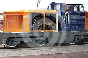 Electric locomotive