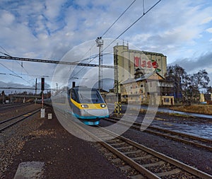 Electric multiple unit train in Plana u Marianskych Lazni station in evening