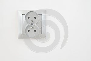 Electric outlet with clipping path