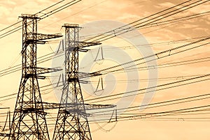 Electric power masts
