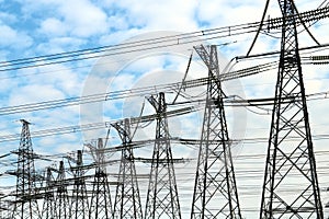 Electric power masts