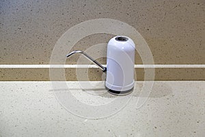 Electric rechargeable water pump for home or office use