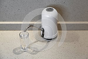 Electric rechargeable water pump for home or office use