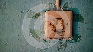 Electric switch at home that still works