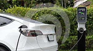 Electric vehicle technology utilized to home charging station. Synchronos