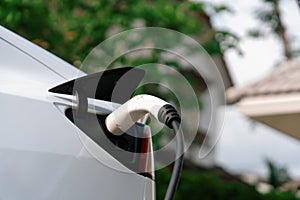 Electric vehicle technology utilized to home charging station. Synchronos