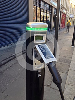 Electrical changing point for cars