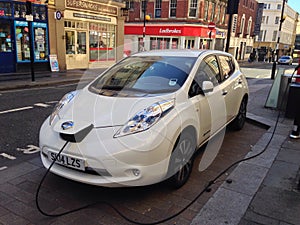 Electrical changing point for cars