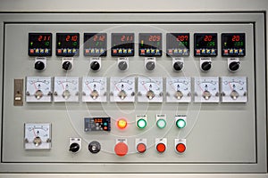 Electrical control panel and digital temperature control of plastic film making machine