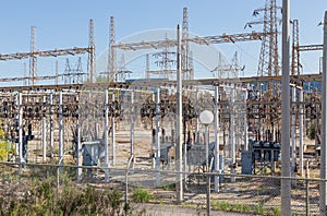 Electrical high voltage substation