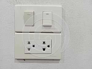 Electrical on-off switch, plug, on-off system in the house