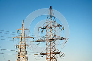 Electrical pylon and high voltage power lines