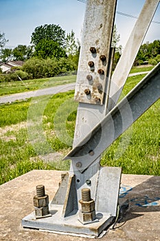 Electrical pylon pillar