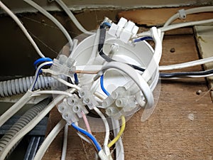 electrical wiring, incorrect wiring in the back box, dangerous electrical cable connection