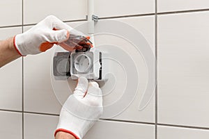 Electrical work indoors