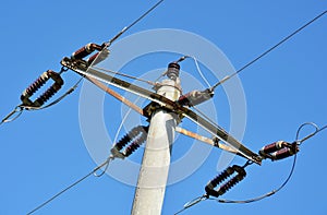 Electricity pole