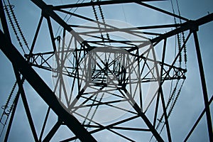 High-voltage support of 330 kV transmission line