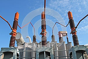 Electricity transformer high voltage