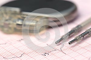 Electrocardiograph with pacemaker