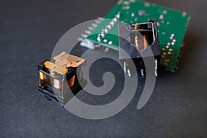 Electromechanical power relay