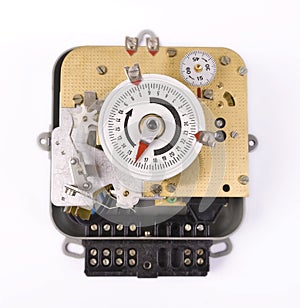 Electromechanical timer device